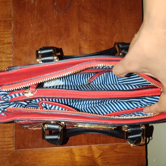 Nicole Lee mini satchel - Picture 3 of 6